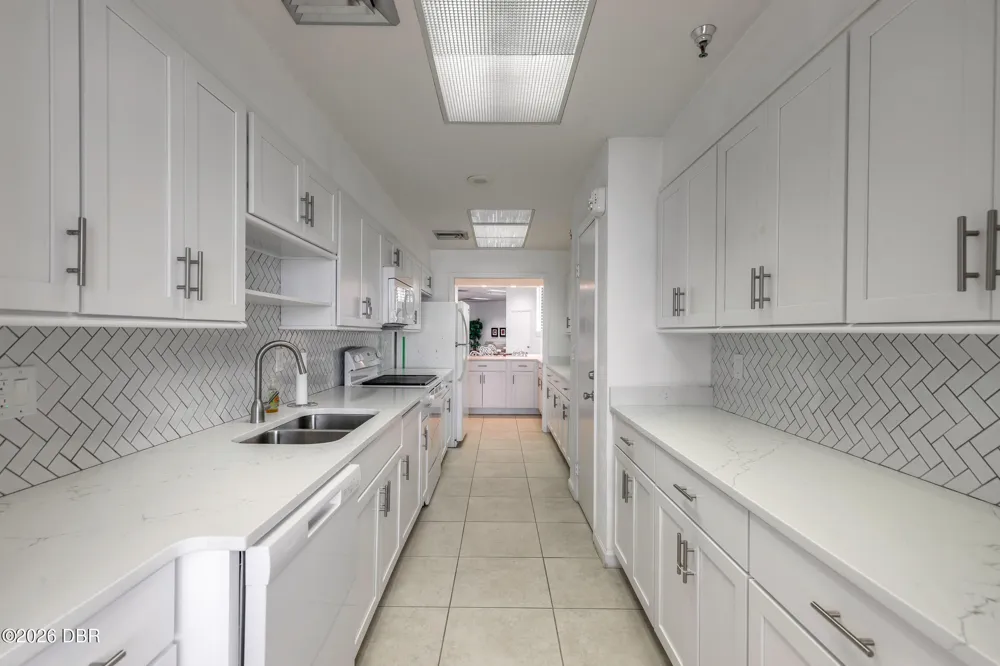 3023 S Atlantic Avenue #901 Daytona Beach Shores, FL 32118