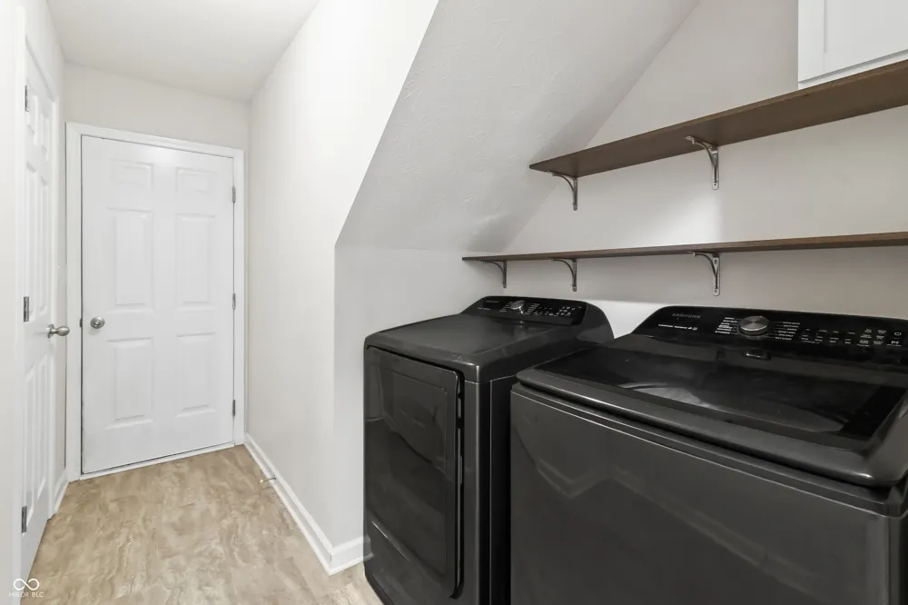 1345 W Jade Drive Fortville, IN 46040