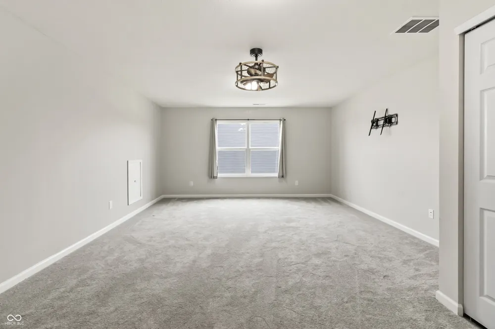 1345 W Jade Drive Fortville, IN 46040