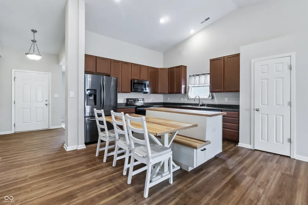 1345 W Jade Drive Fortville, IN 46040