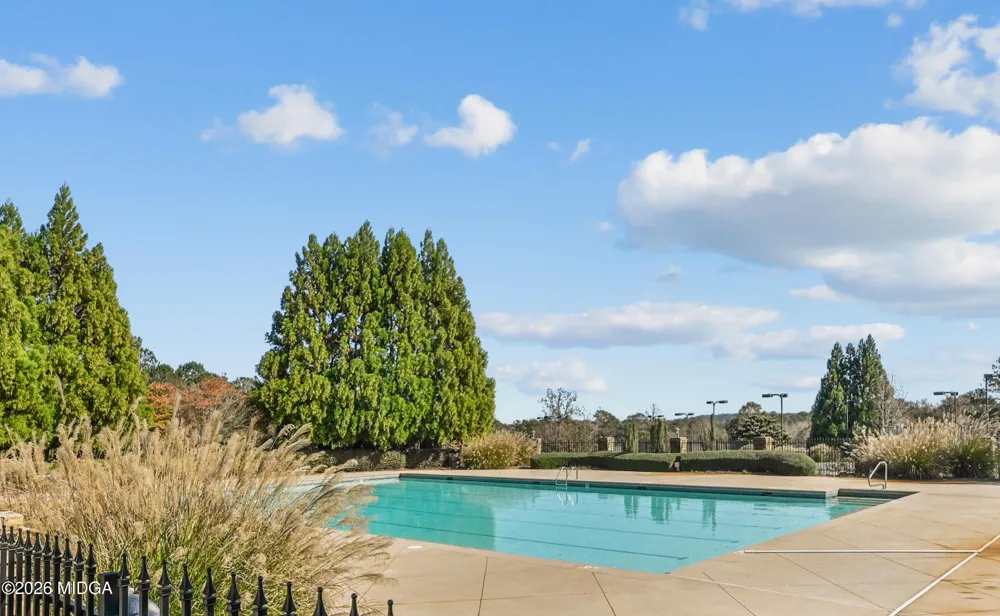 207 Forest Pointe Drive Forsyth, GA 31029