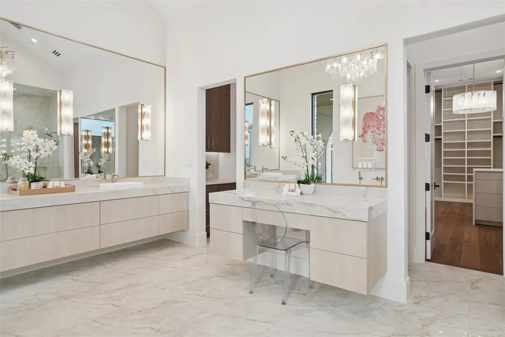 60 Cardona Westlake, TX 76262