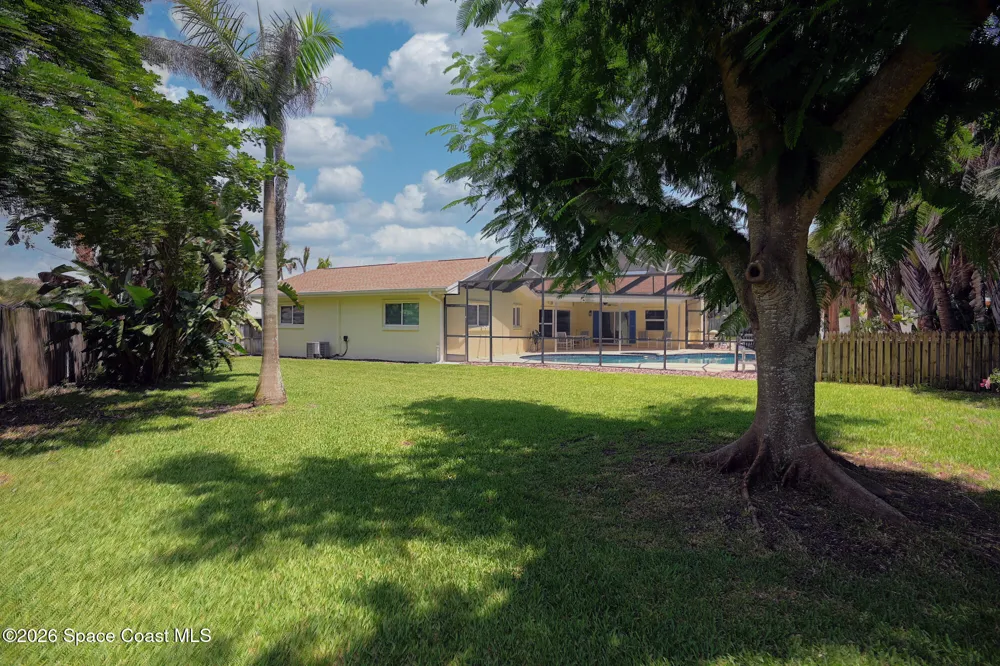 325 Hibiscus Trail Melbourne Beach, FL 32951