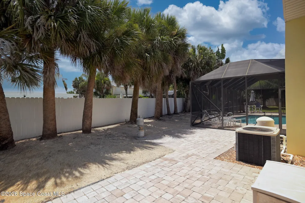 325 Hibiscus Trail Melbourne Beach, FL 32951