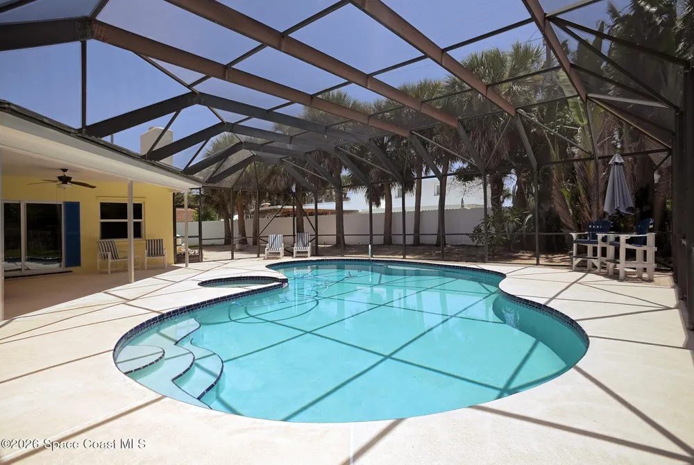 325 Hibiscus Trail Melbourne Beach, FL 32951