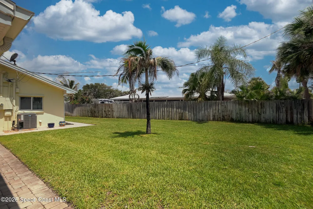 325 Hibiscus Trail Melbourne Beach, FL 32951