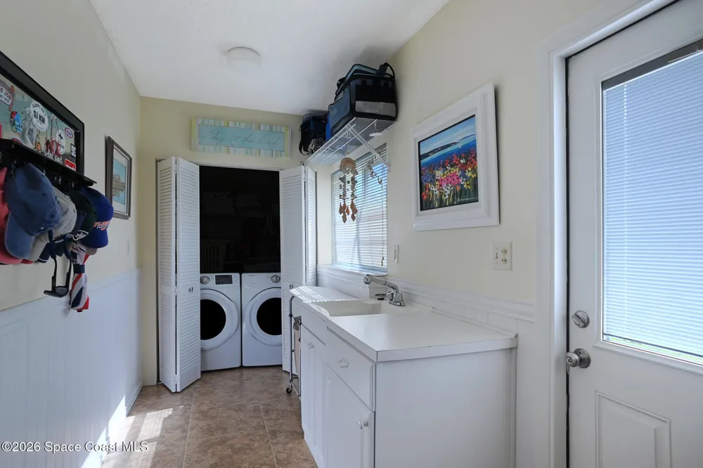 325 Hibiscus Trail Melbourne Beach, FL 32951