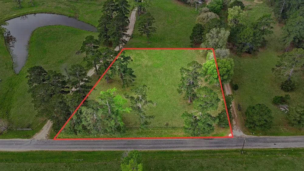 882 Four Notch Road Huntsville, TX 77340