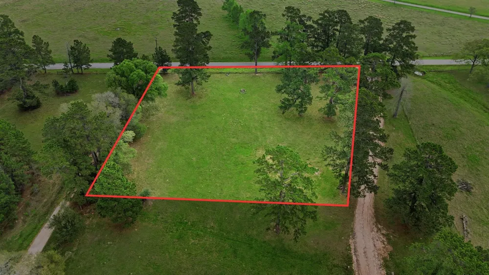 882 Four Notch Road Huntsville, TX 77340