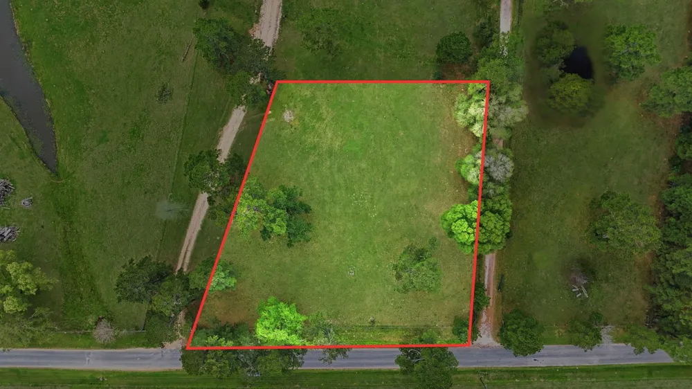 882 Four Notch Road Huntsville, TX 77340