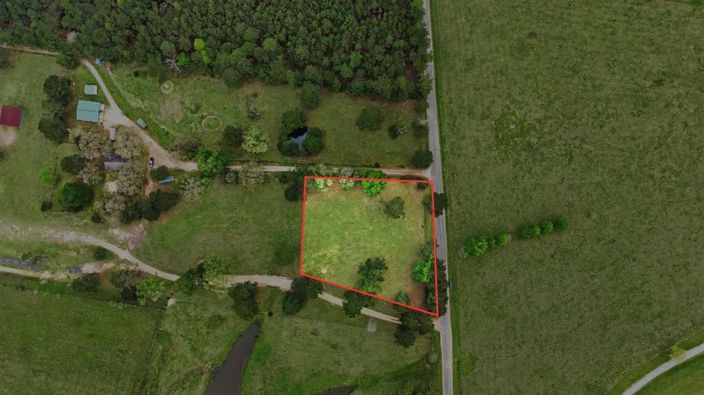 882 Four Notch Road Huntsville, TX 77340