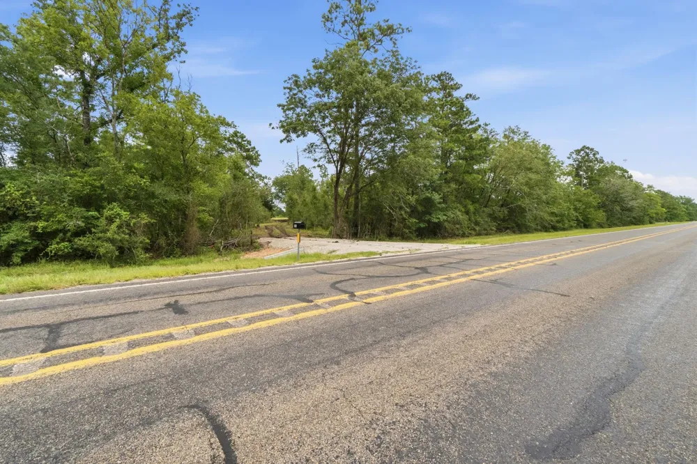 9983 Us Hwy 287 E Corrigan, TX 75939