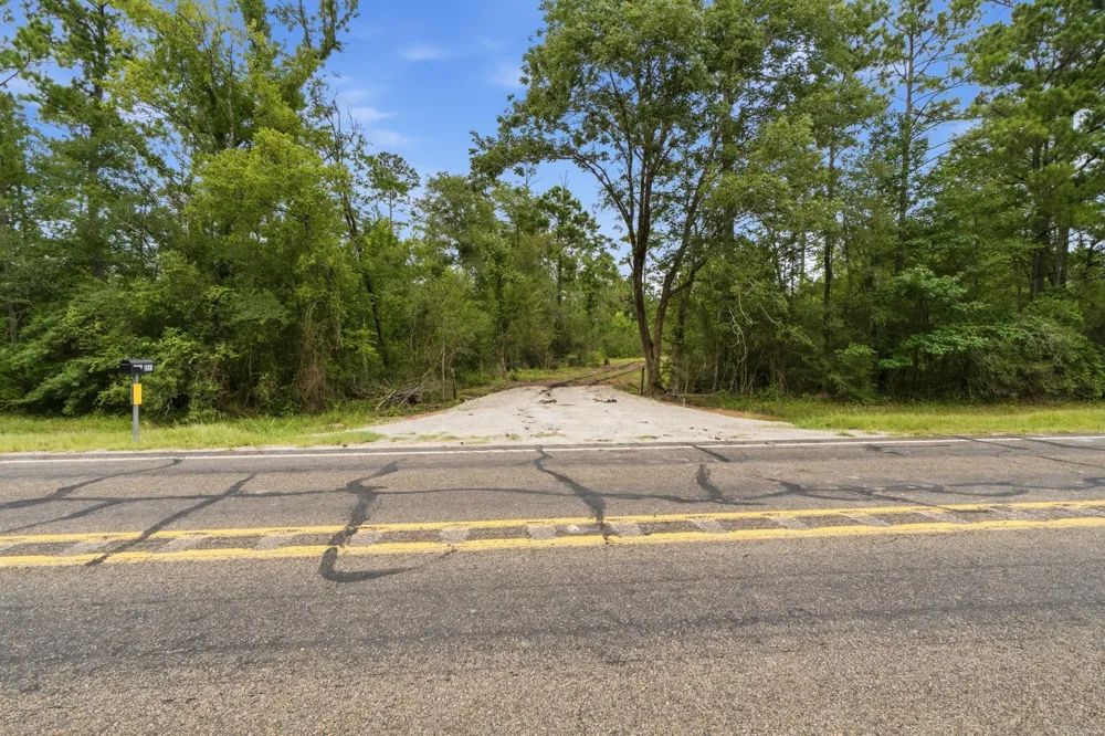 9983 Us Hwy 287 E Corrigan, TX 75939