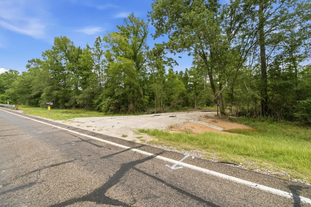 9983 Us Hwy 287 E Corrigan, TX 75939