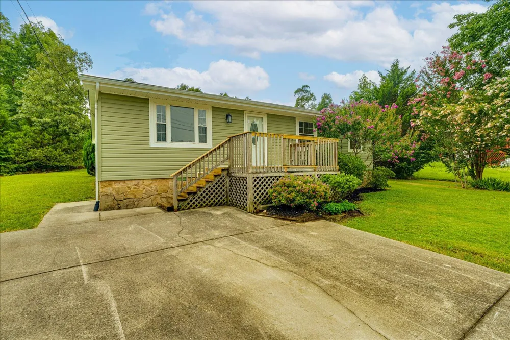 7446 Davis Mill Circle Harrison, TN 37341