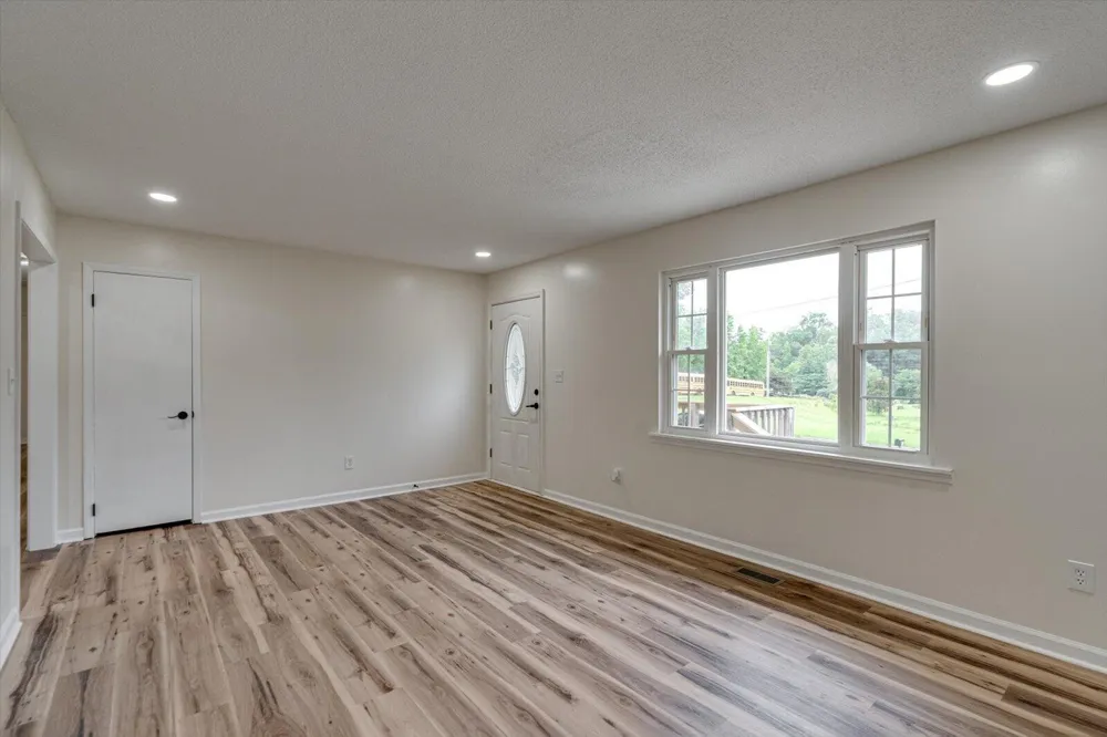 7446 Davis Mill Circle Harrison, TN 37341