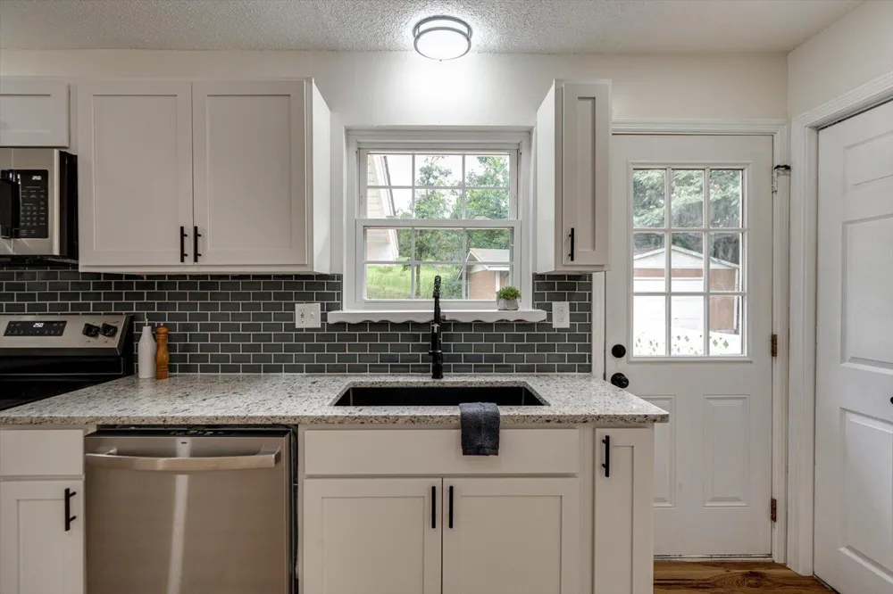 7446 Davis Mill Circle Harrison, TN 37341
