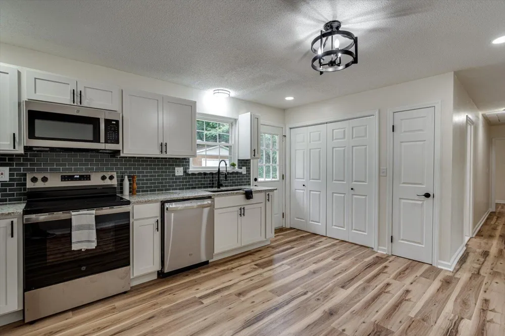 7446 Davis Mill Circle Harrison, TN 37341