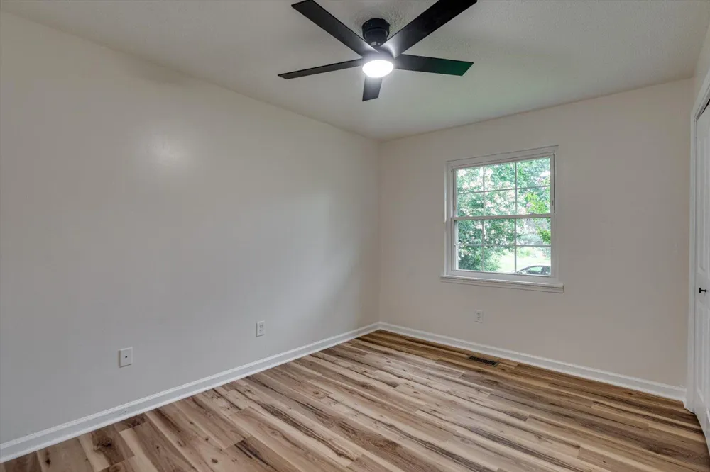 7446 Davis Mill Circle Harrison, TN 37341