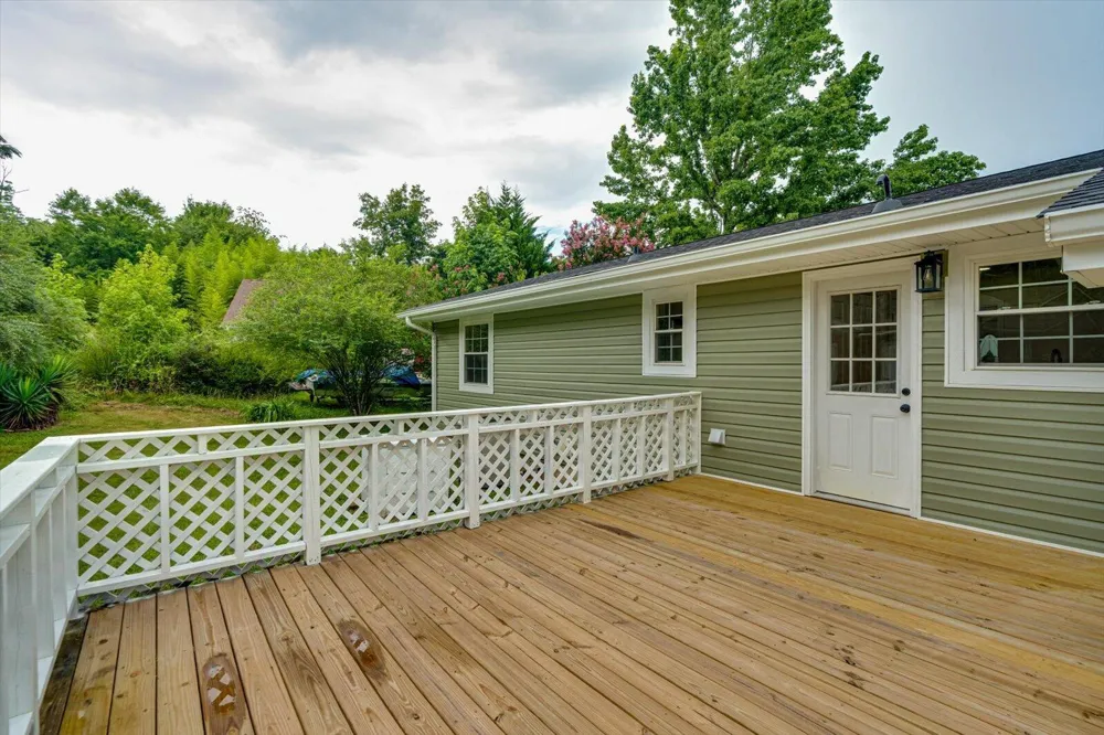 7446 Davis Mill Circle Harrison, TN 37341