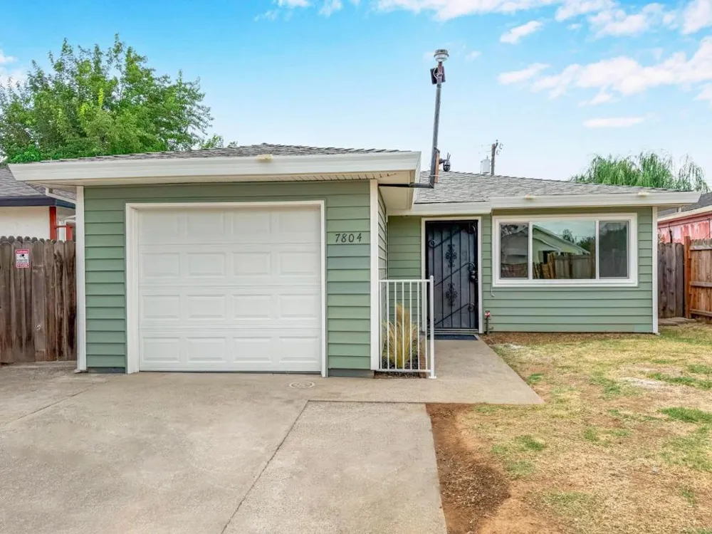 7804 37th Sacramento, CA 95824