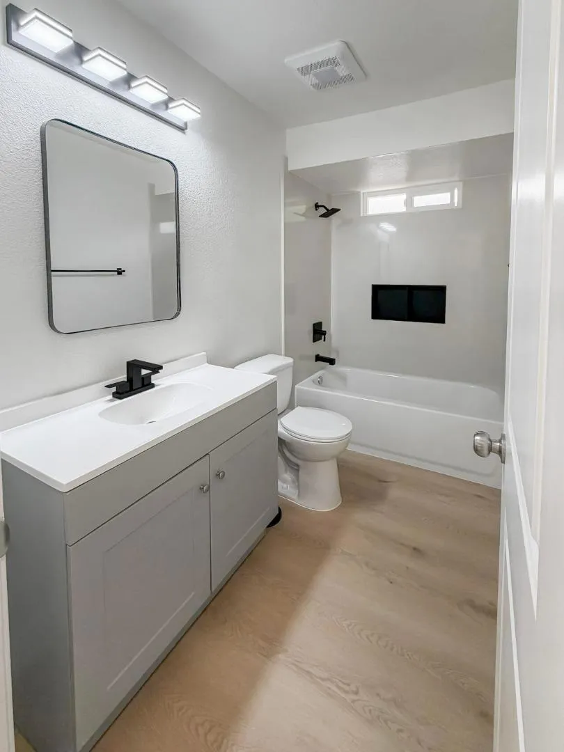 7804 37th Sacramento, CA 95824