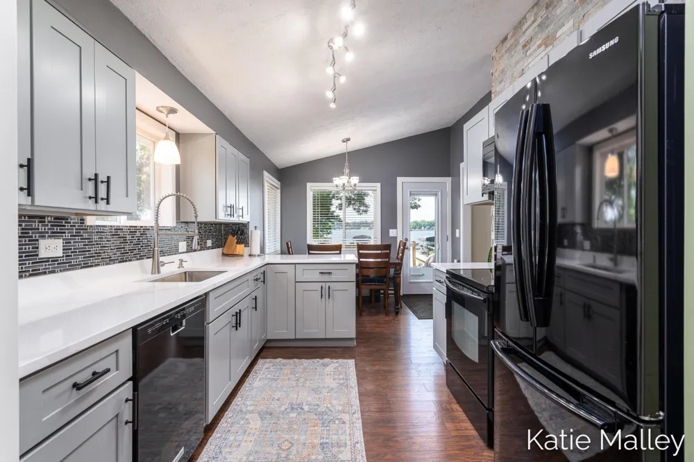 7353 Davies Drive NE Rockford, MI 49341