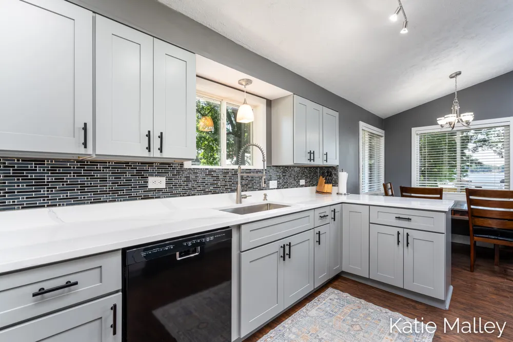 7353 Davies Drive NE Rockford, MI 49341