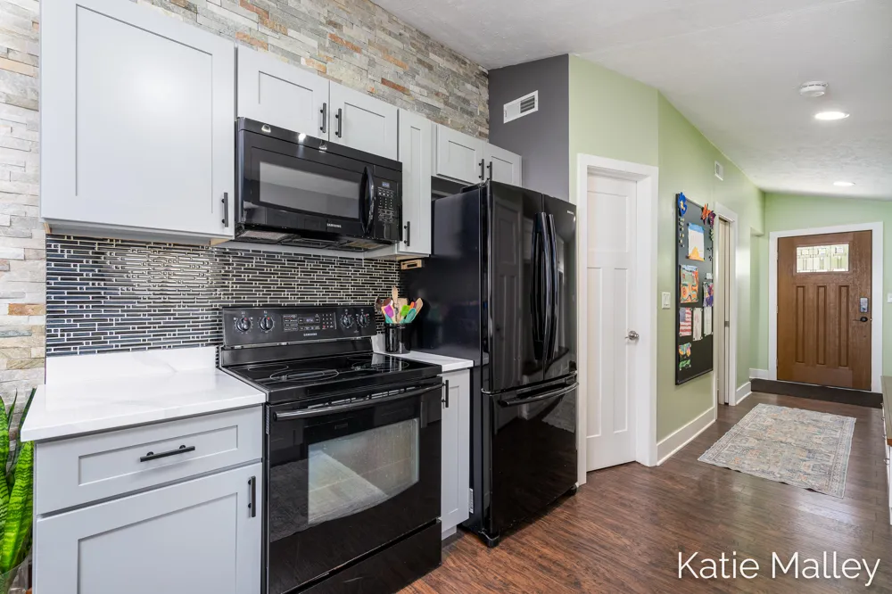 7353 Davies Drive NE Rockford, MI 49341