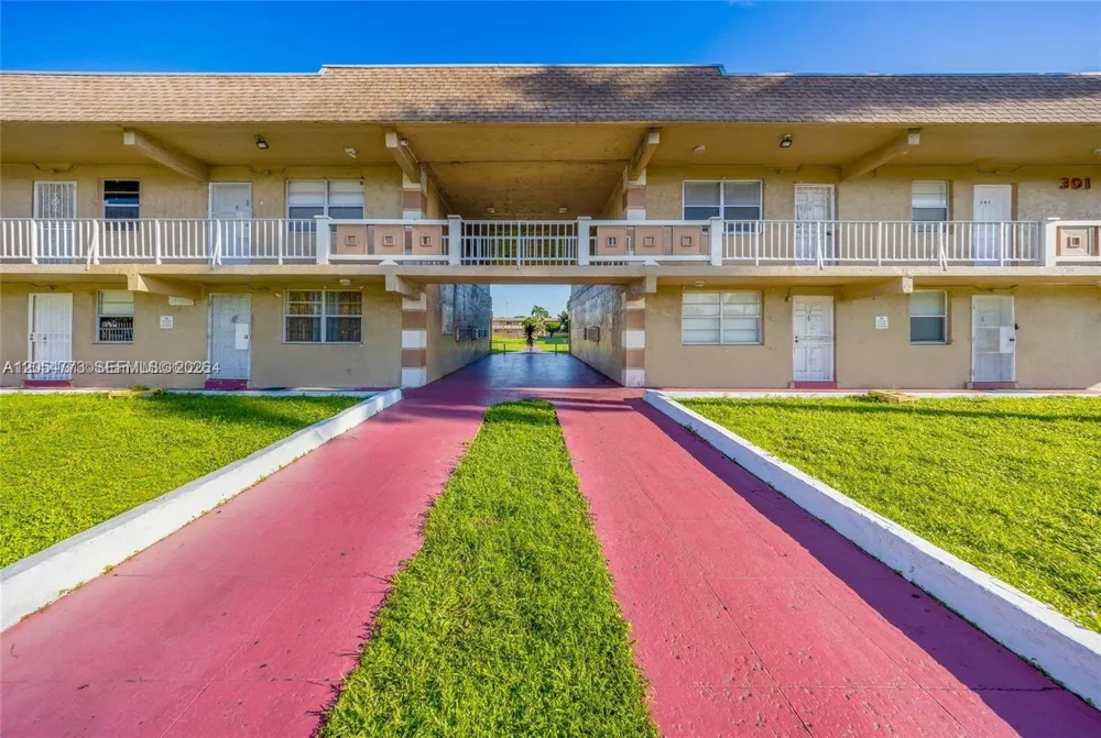 505 NW 177th St #131 Miami Gardens, FL 33169