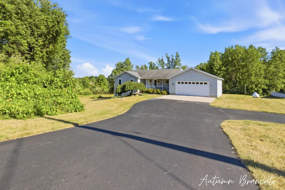 3350 Egner Street NE Solon Township, MI 49319
