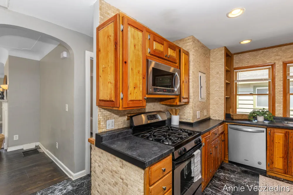 262 Hollister Avenue SE Grand Rapids City, MI 49506