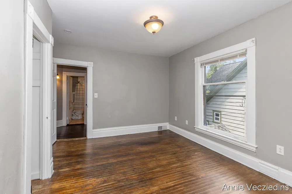 262 Hollister Avenue SE Grand Rapids City, MI 49506