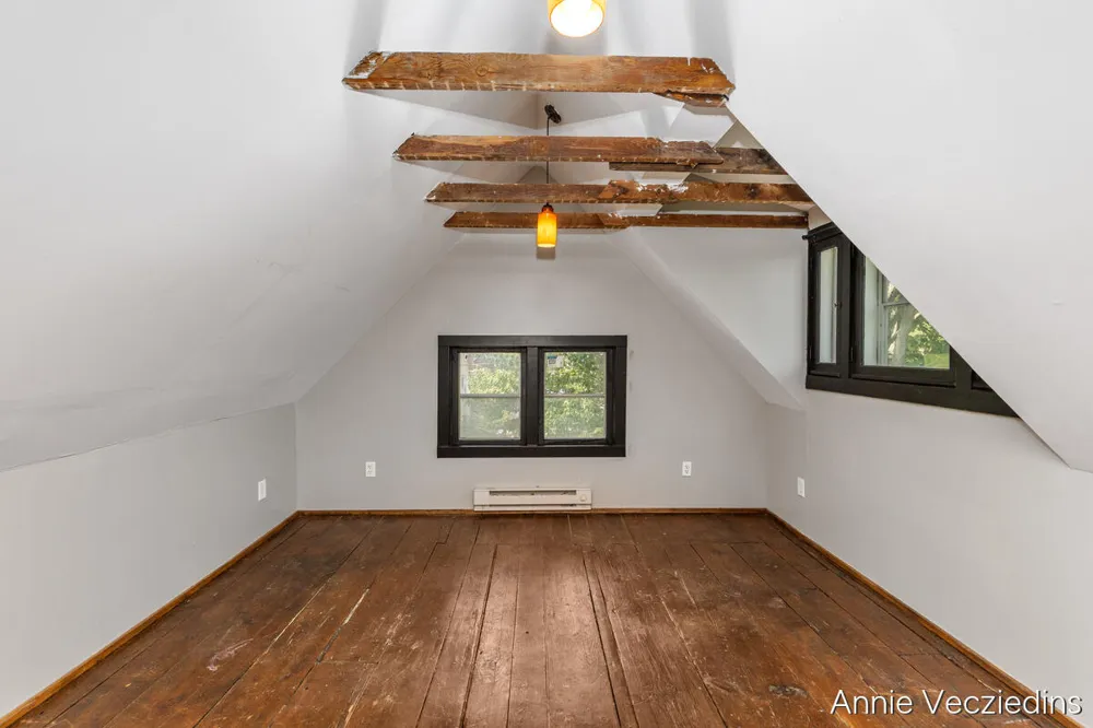 262 Hollister Avenue SE Grand Rapids City, MI 49506