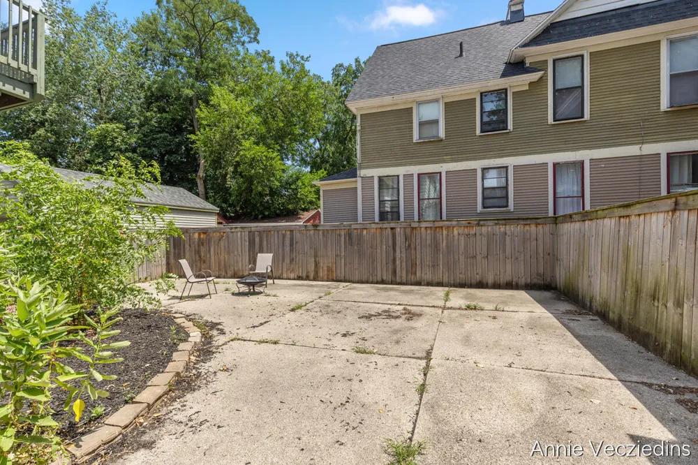 262 Hollister Avenue SE Grand Rapids City, MI 49506