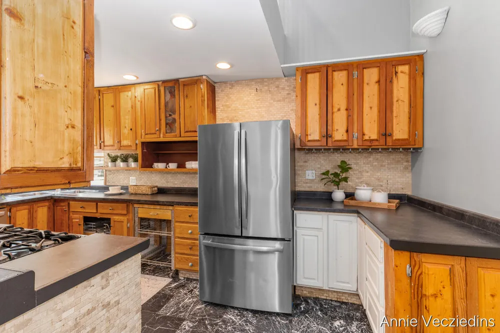 262 Hollister Avenue SE Grand Rapids City, MI 49506