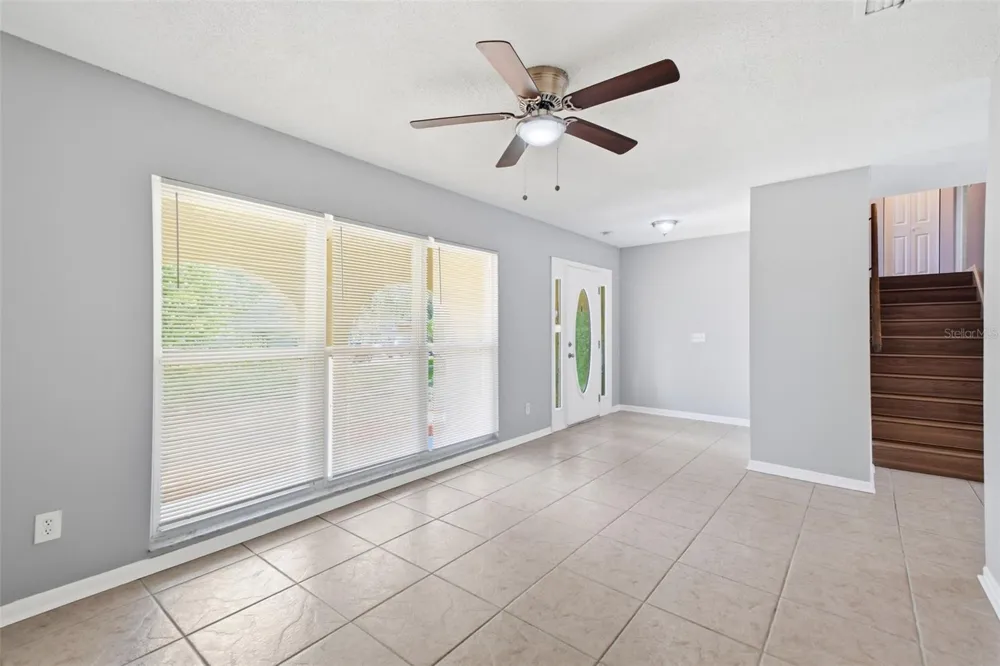 1200 LAKE VALRICO LANE Valrico, FL 33594