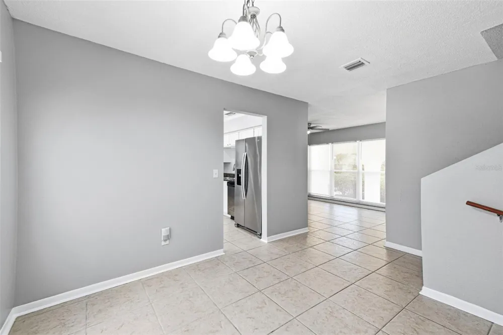 1200 LAKE VALRICO LANE Valrico, FL 33594