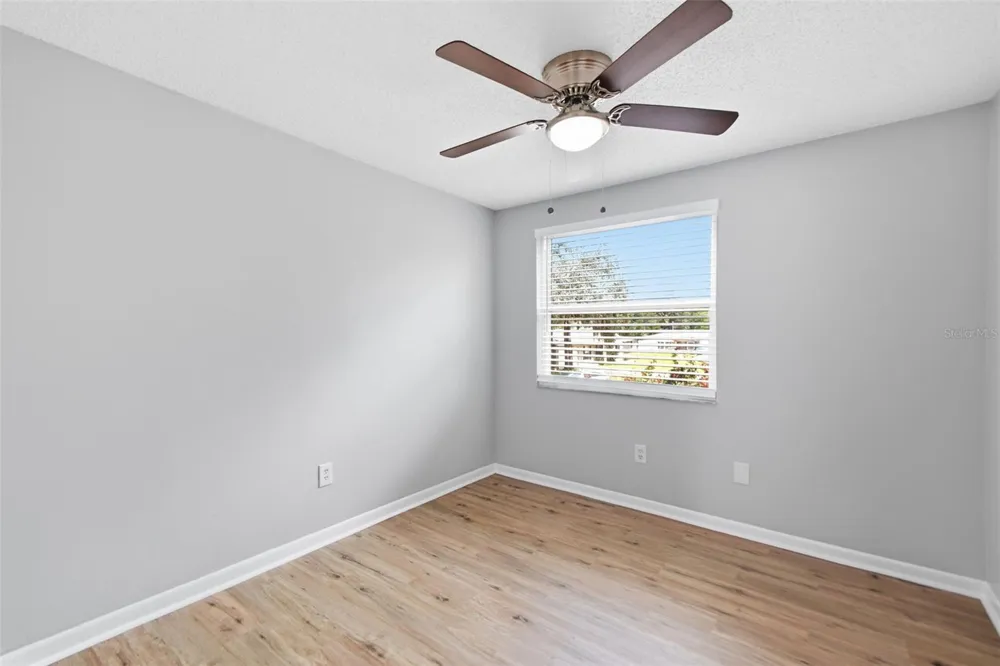 1200 LAKE VALRICO LANE Valrico, FL 33594