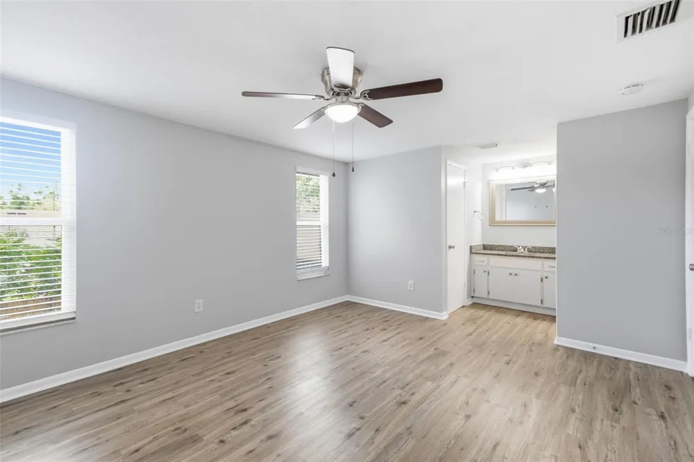 1200 LAKE VALRICO LANE Valrico, FL 33594