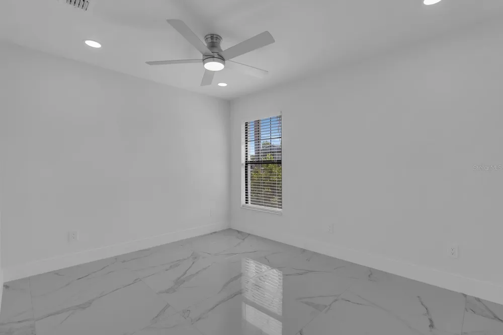 2322 VINCENT ROAD Orlando, FL 32817