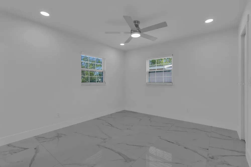 2322 VINCENT ROAD Orlando, FL 32817