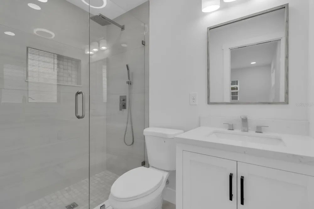 2322 VINCENT ROAD Orlando, FL 32817