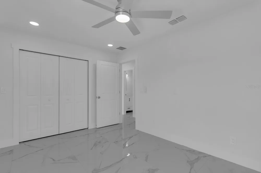 2322 VINCENT ROAD Orlando, FL 32817