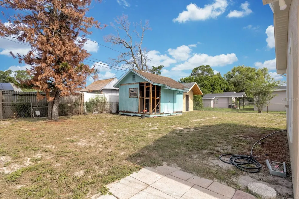 2322 VINCENT ROAD Orlando, FL 32817