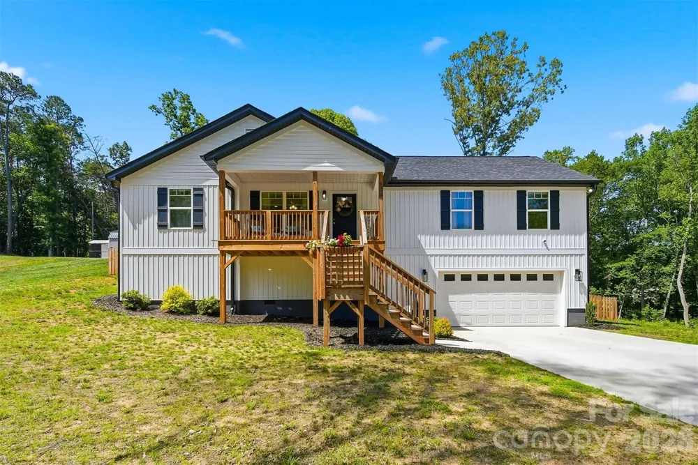 2370 Ellen Street Granite Falls, NC 28630