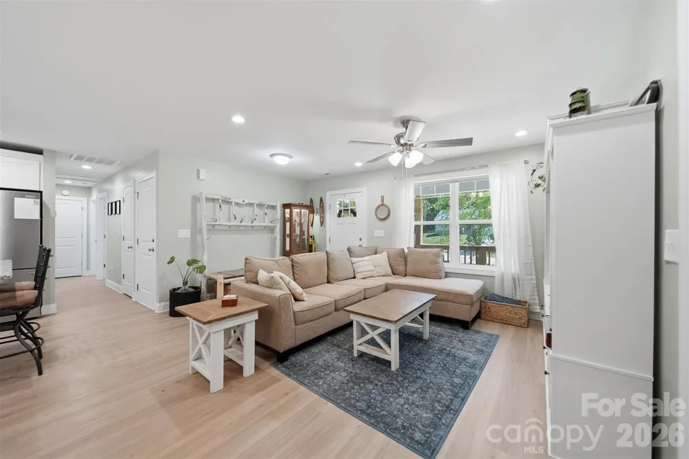 2370 Ellen Street Granite Falls, NC 28630