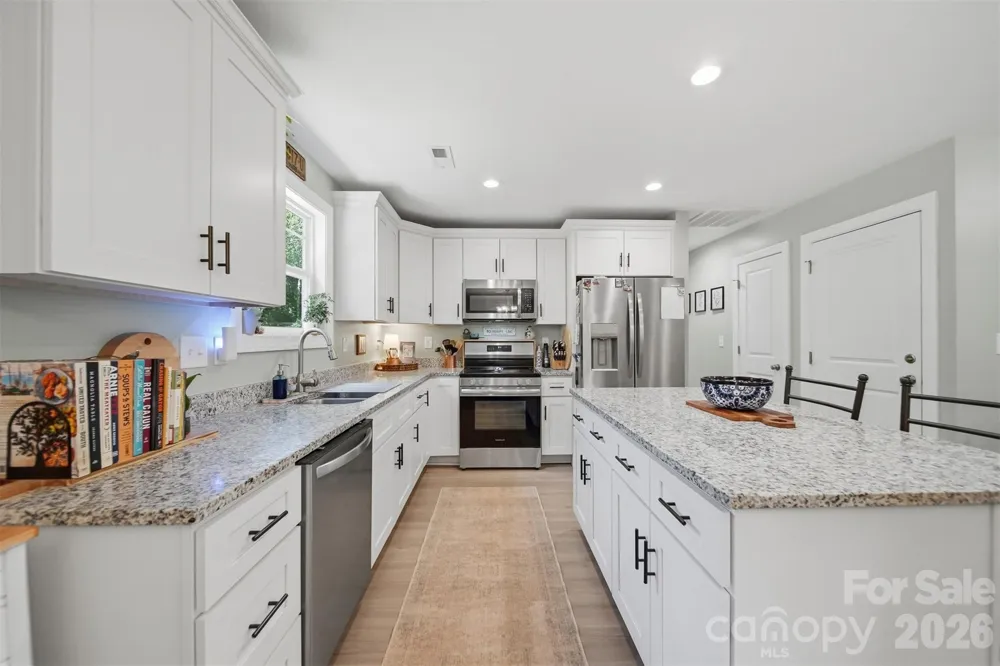 2370 Ellen Street Granite Falls, NC 28630