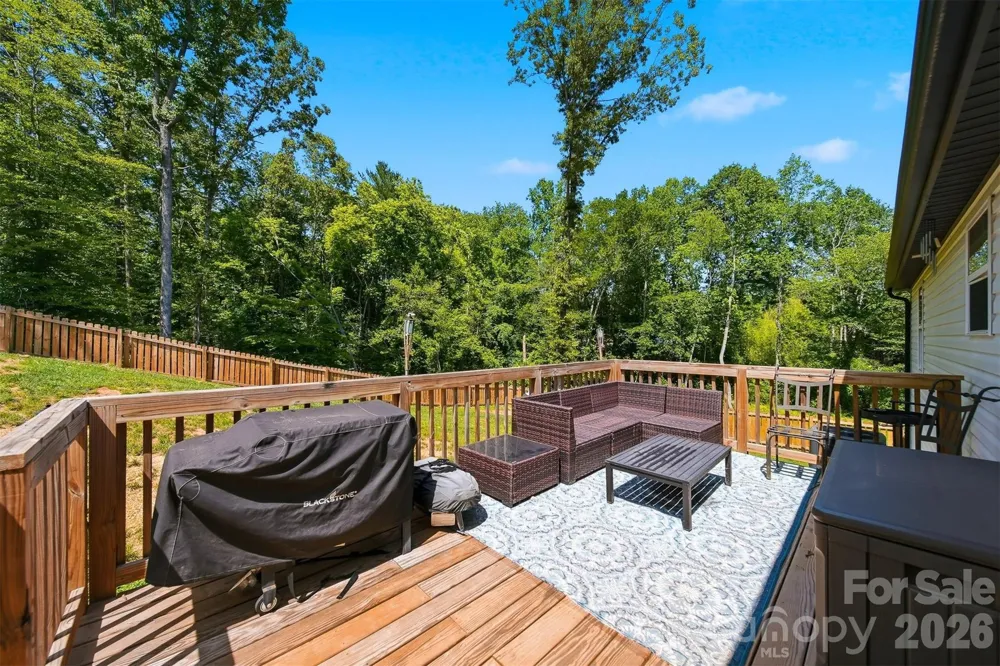2370 Ellen Street Granite Falls, NC 28630