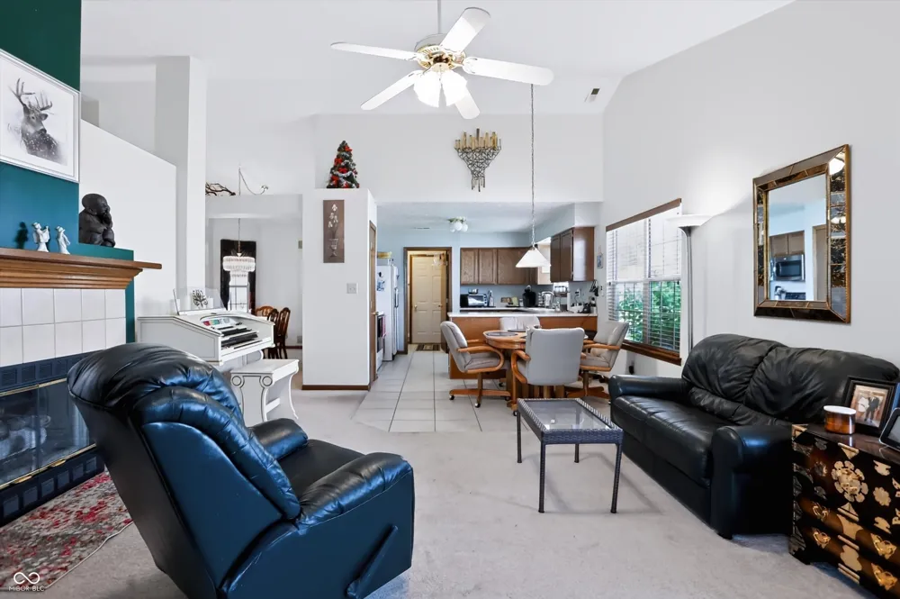 337 Stoneybrook Grove Drive Greenwood, IN 46142